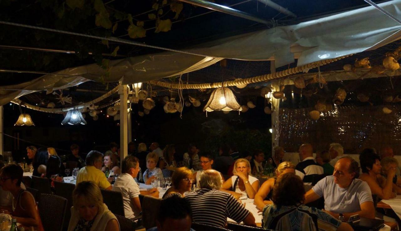 St. Nicholas Rooms Hvar Town Dış mekan fotoğraf